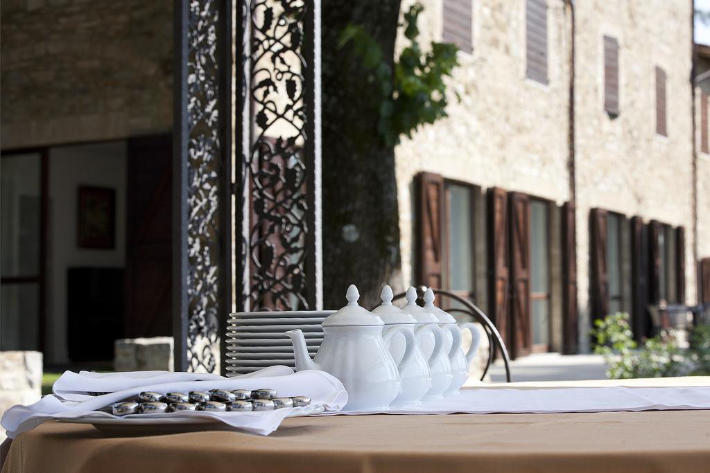 Tenuta Ponziani Wine Resort&Spa Morrano Buitenkant foto